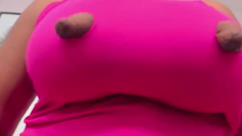 Snapshot of zara_lopez chatting on 02.16.25 zara lopez online show from 02.16.25