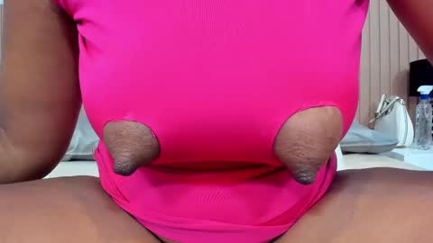 Snapshot of zara_lopez chatting on 09.13.25 zara lopez online show from 09.13.25