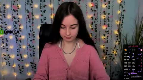 Snapshot of zara_lys chatting on 10.15.25 ur kitten 3 online show from 10.15.25