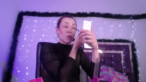 Snapshot of zaracollinx chatting on 12.30.24 Zara online show from 12.30.24
