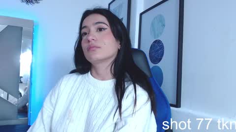 Snapshot of zaradames_ chatting on 01.06.25 zaradames_ online show from 01.06.25