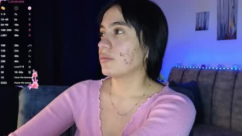 Snapshot of zaradames_ chatting on 09.14.25 zaradames_ online show from 09.14.25