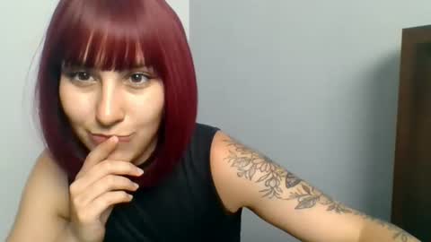 Snapshot of zaradesire chatting on 06.30.26 Zara online show from 06.30.26