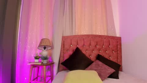 Zara . online show from 09.22.25