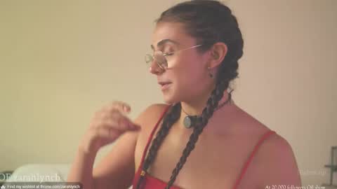 Snapshot of zarahlynch chatting on 09.29.25 Miss Lynch   Next show  2911 online show from 09.29.25