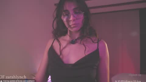 Snapshot of zarahlynch chatting on 10.27.25 Miss Lynch   Next show  2911 online show from 10.27.25