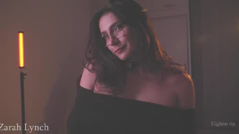 Miss Lynch   Next show  2911 online show from 03.31.26