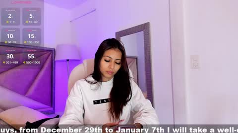 Zara Lim  online show from 12.27.24