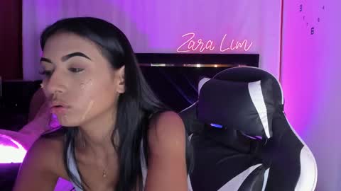 Zara Lim  online show from 09.29.25