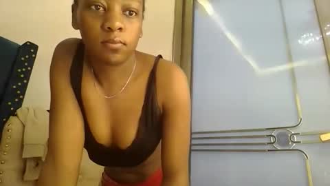 Snapshot of zariah011 chatting on 02.28.26 zariah online show from 02.28.26