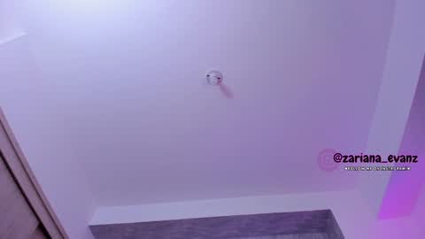 Zariana online show from 12.28.24