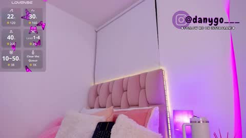 Zariana online show from 09.20.25