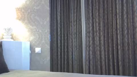 Zarina Swift online show from 03.28.26