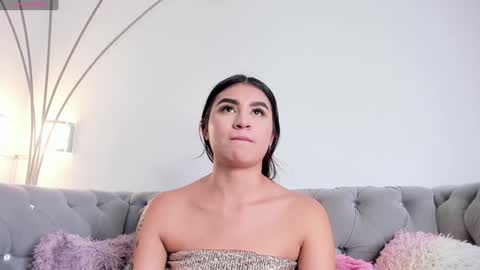  Zayda  online show from 12.31.24