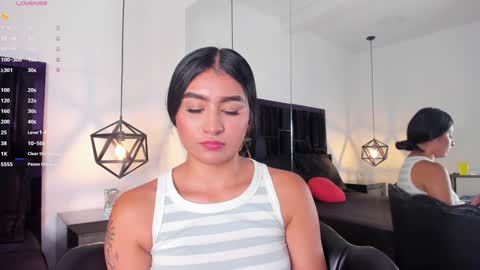  Zayda  online show from 01.30.25