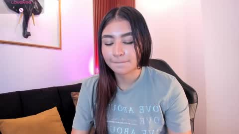  Zayda  online show from 10.14.25