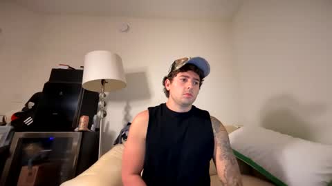 Snapshot of zaylanez chatting on 01.11.25 Zay lanez online show from 01.11.25