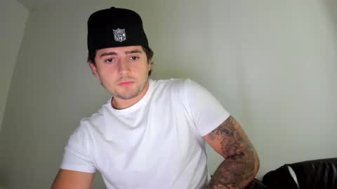 Snapshot of zaylanez chatting on 01.13.25 Zay lanez online show from 01.13.25