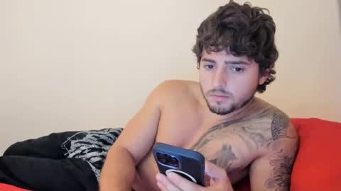 Snapshot of zaylanez chatting on 01.28.25 Zay lanez online show from 01.28.25