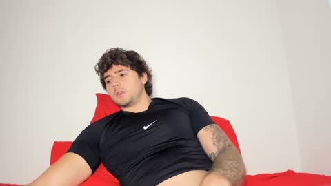 Snapshot of zaylanez chatting on 02.01.25 Zay lanez online show from 02.01.25