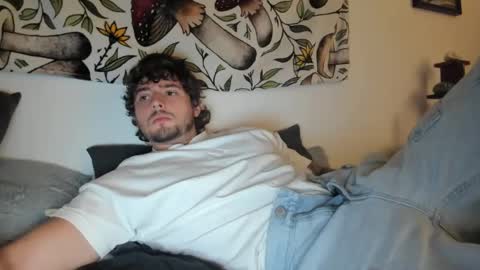 Snapshot of zaylanez chatting on 02.22.25 Zay lanez online show from 02.22.25