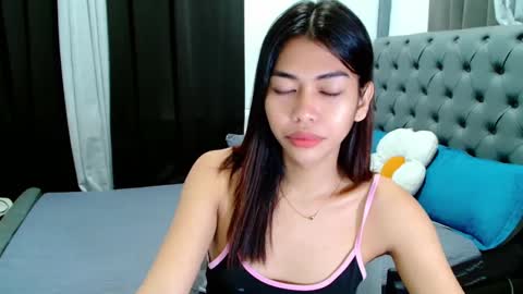 Snapshot of zeethefucker69 chatting on 03.10.25 Zo online show from 03.10.25