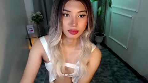 zelainalovetocum online show from 01.19.25