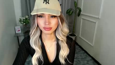 zelainalovetocum online show from 02.10.25