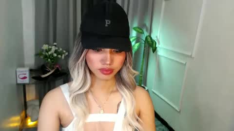 zelainalovetocum online show from 03.03.25