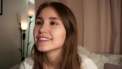 Emilia online show from 09.16.25