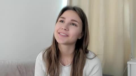 Emilia online show from 09.18.25