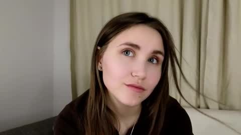 Emilia online show from 01.14.26