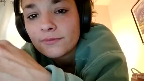 Snapshot of zellelajay2009 chatting on 02.13.25 KENDAL Kaylee online show from 02.13.25