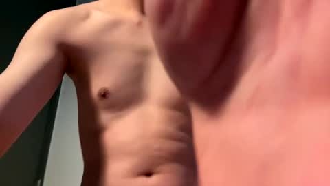 Snapshot of zem0909 chatting on 01.04.25 zemzem online show from 01.04.25