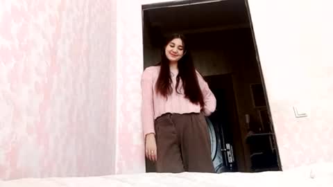 Snapshot of zeniabrossoit chatting on 03.01.26 zeniabrossoit online show from 03.01.26