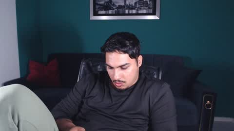 zenobaro online show from 02.04.25