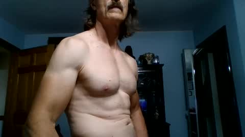 Snapshot of zenr405 chatting on 09.22.25 zenr405 online show from 09.22.25