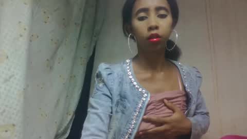 Snapshot of zeolineess chatting on 10.03.25 zeolineess online show from 10.03.25