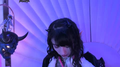 Snapshot of zephirah_abney chatting on 12.22.24 online show from 12.22.24