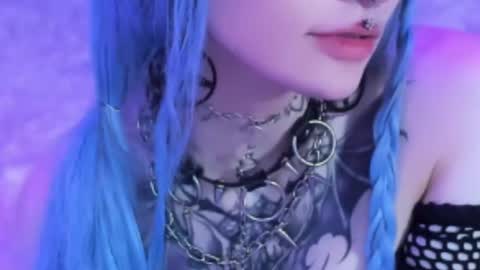 Snapshot of zephirah_abney chatting on 03.04.25 online show from 03.04.25