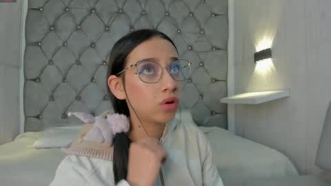 ZEPHYRA ANGELS online show from 02.02.25