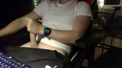 Snapshot of zerpyt chatting on 10.11.25 Mios online show from 10.11.25