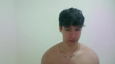 Snapshot of zeus_183 chatting on 03.23.26 zeus_183 online show from 03.23.26