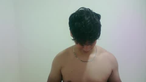 Snapshot of zeus_183 chatting on 03.25.26 zeus_183 online show from 03.25.26