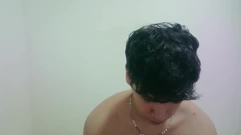 Snapshot of zeus_183 chatting on 03.26.26 zeus_183 online show from 03.26.26