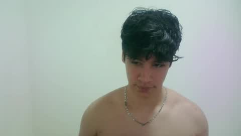 Snapshot of zeus_183 chatting on 04.01.26 zeus_183 online show from 04.01.26