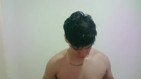 Snapshot of zeus_183 chatting on 04.10.26 zeus_183 online show from 04.10.26