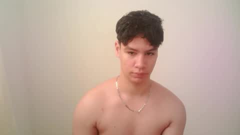 Snapshot of zeus_183 chatting on 04.13.26 zeus_183 online show from 04.13.26