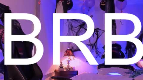 Snapshot of zeus_blaze chatting on 10.14.25 zeus_blaze online show from 10.14.25