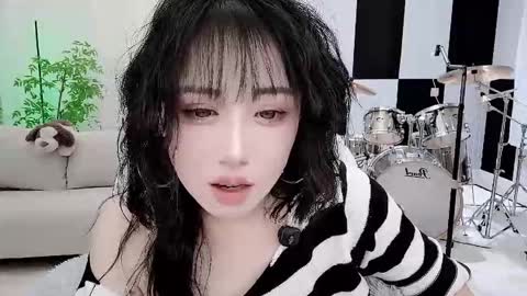 zhen online show from 10.18.25